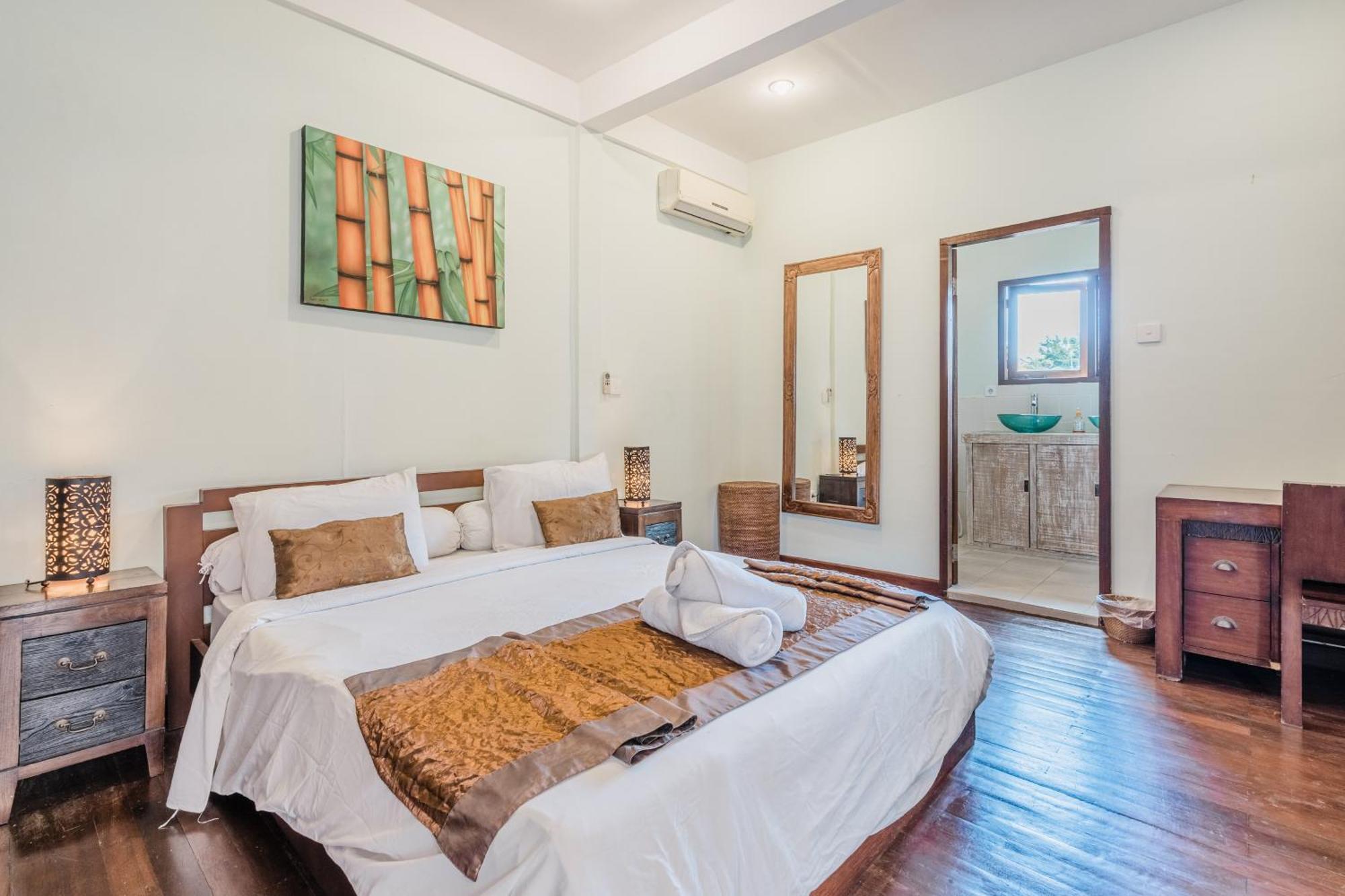 9 Bedroom Vista * Seminyak (Bali)
